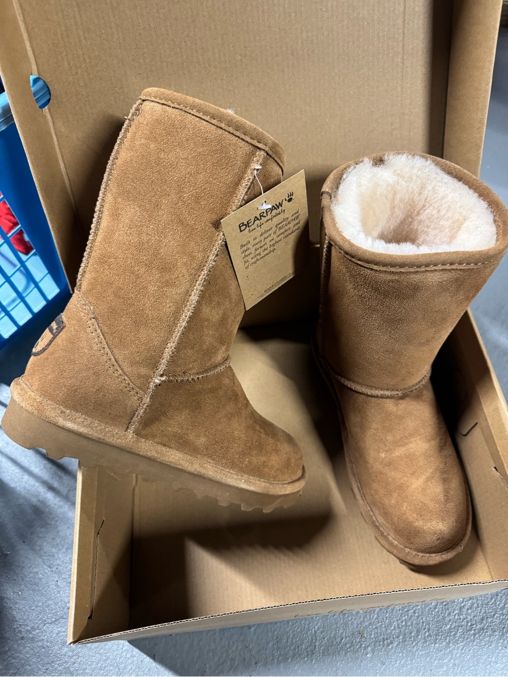 BearPaw Elle Short Hickory Suede Shearling-Lined Pull-On Warm Winter Boots